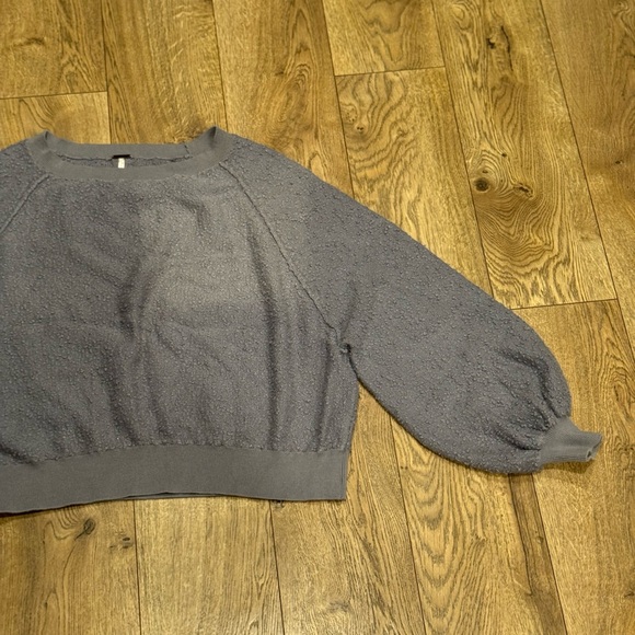 Free People “Found My Friend” Purple Gray Crew Neck Cropped Pullover - Picture 6 of 16